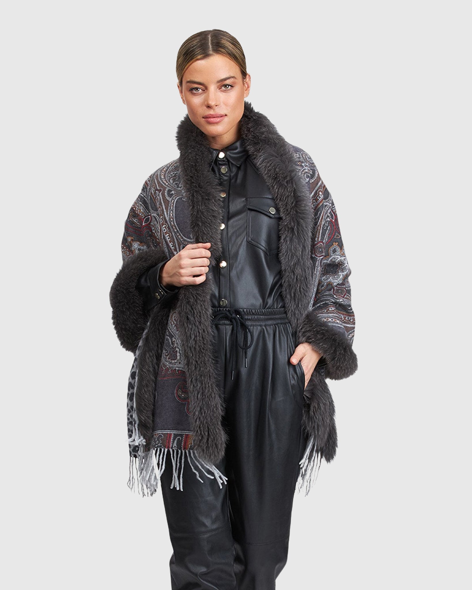 #Color_GRAY PAISLEY/ANIMAL PRINT