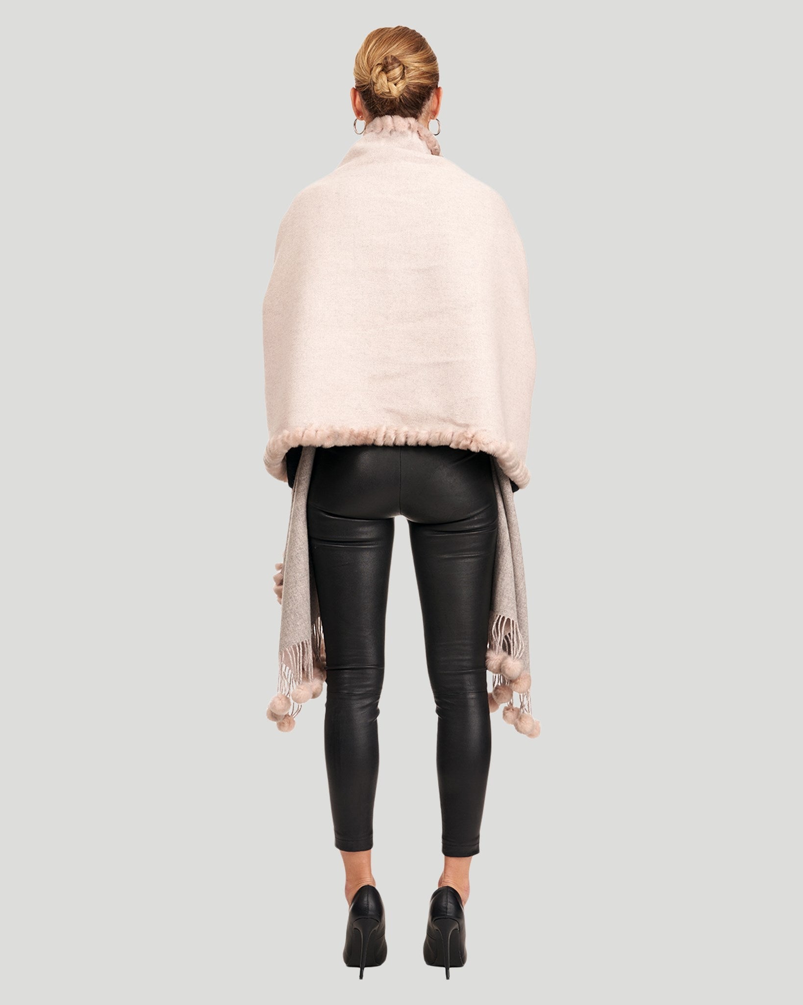 #Color_GRAY/PINK