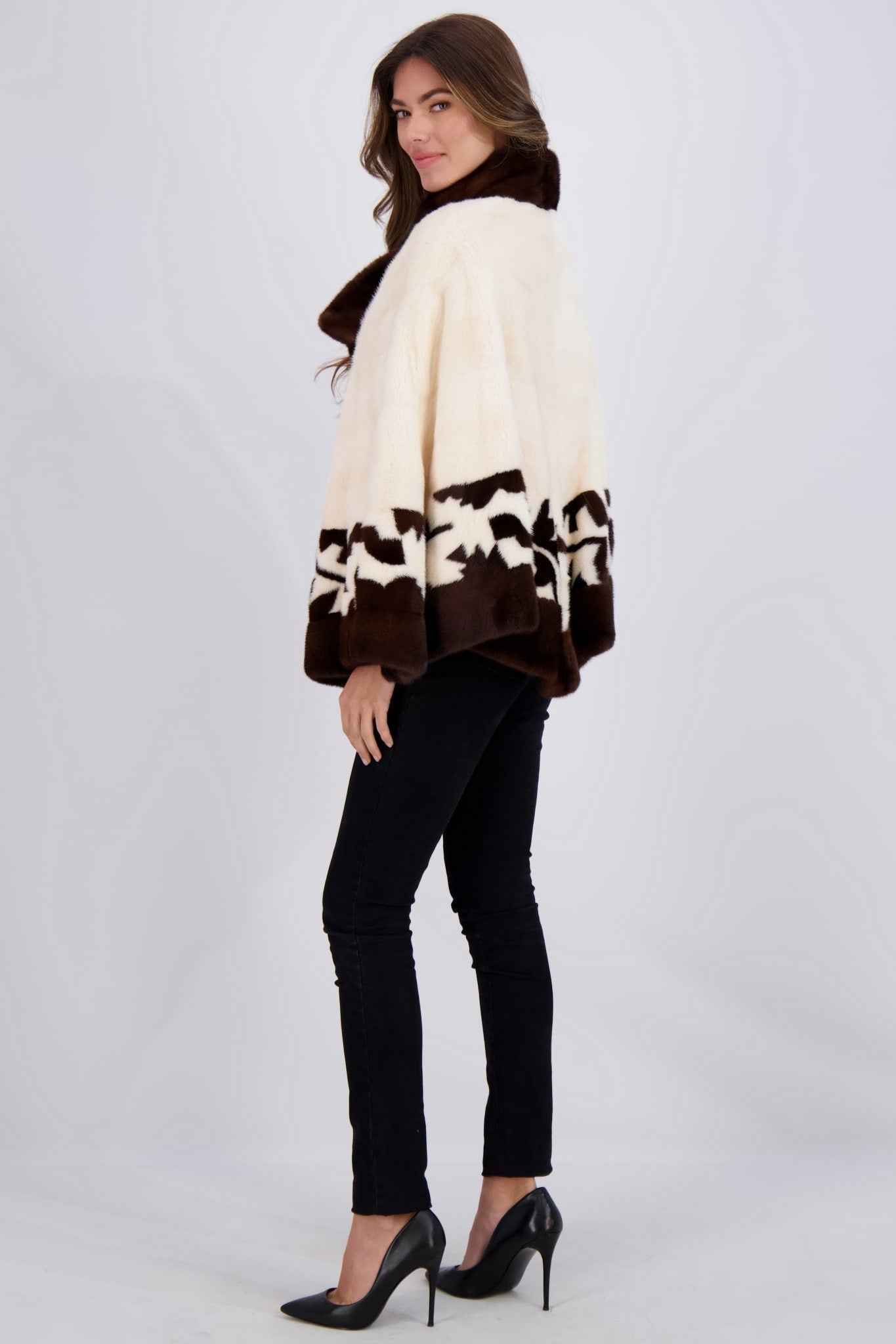 #Color_CRYSTAL BEIGE/DARK BROWN
