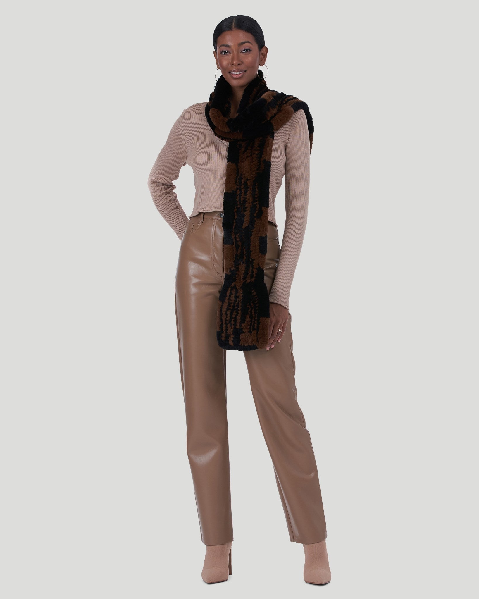 #Color_BLACK/BROWN